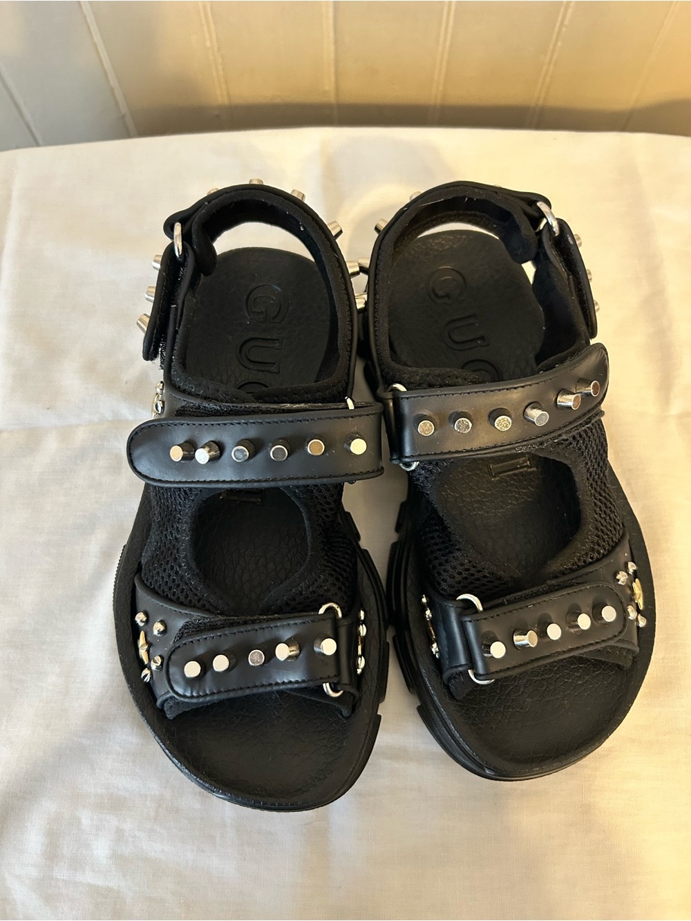 Authentic Gucci Aguru Studded Sandals/Men’s 7- Women’s 8.5 - Picture 2 of 7